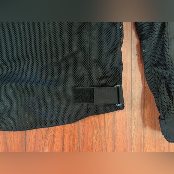 Men’s Flux Air Mesh Jacket - Picture 11 of 11